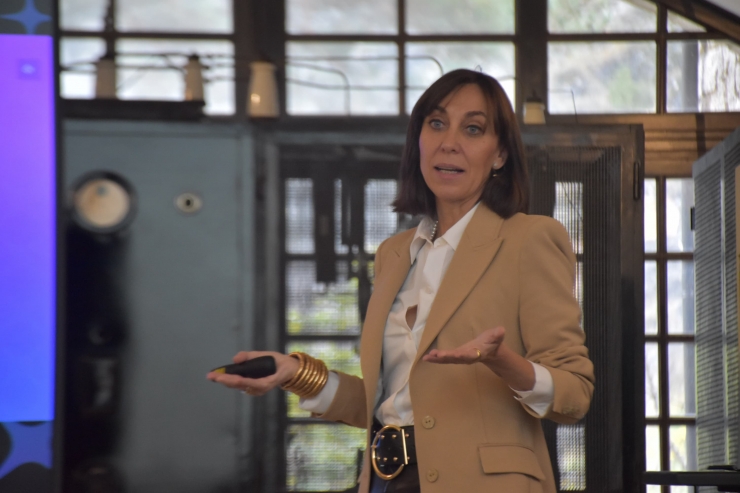 La directora de màrqueting d’Andorra Turisme, Noemí Pedra, durant la presentació.